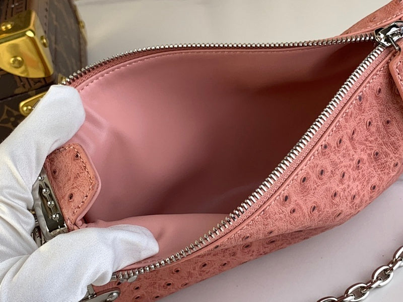Dragons Bags ln Luxury Bag --58315