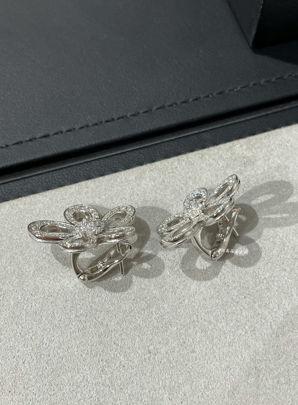 Dragons Bags VCA Luxury Jewelry --51866