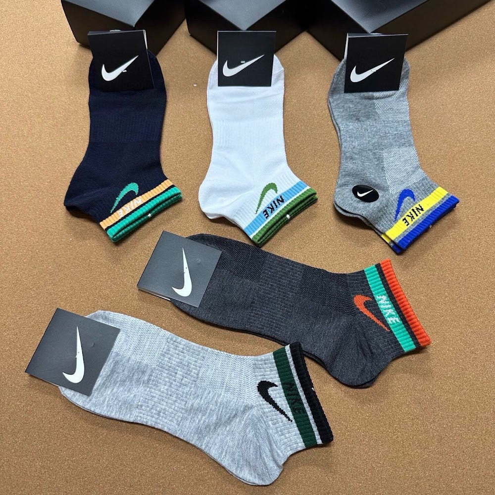 Dragons Bags Premium Luxury Socks --98493