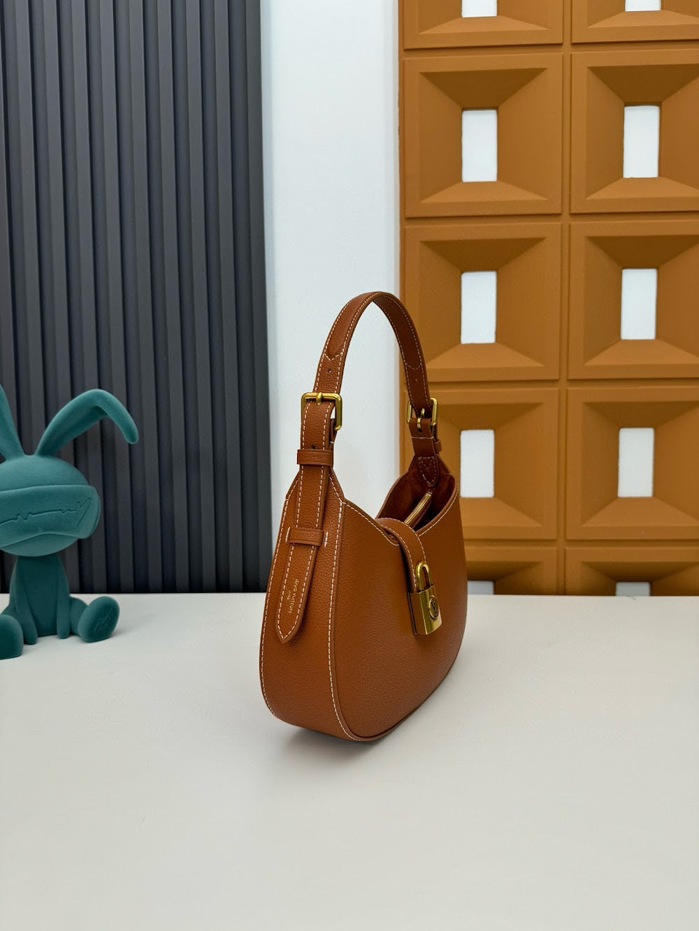 Dragons Bags ln Luxury Bag --81452
