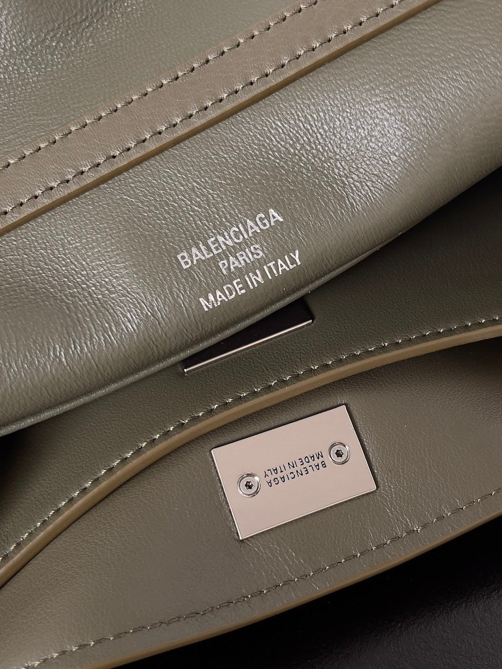 Dragons Bags Balenciaga Luxury Bag --111601