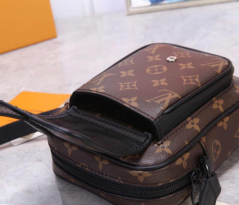 Dragons Bags ln Luxury Bag --70196