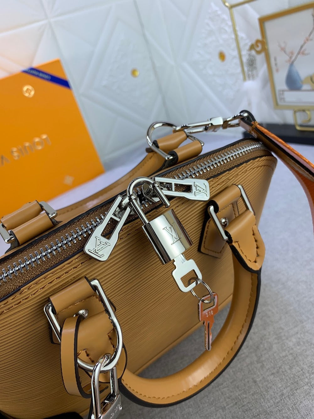 Dragons Bags ln Luxury Bag --78523