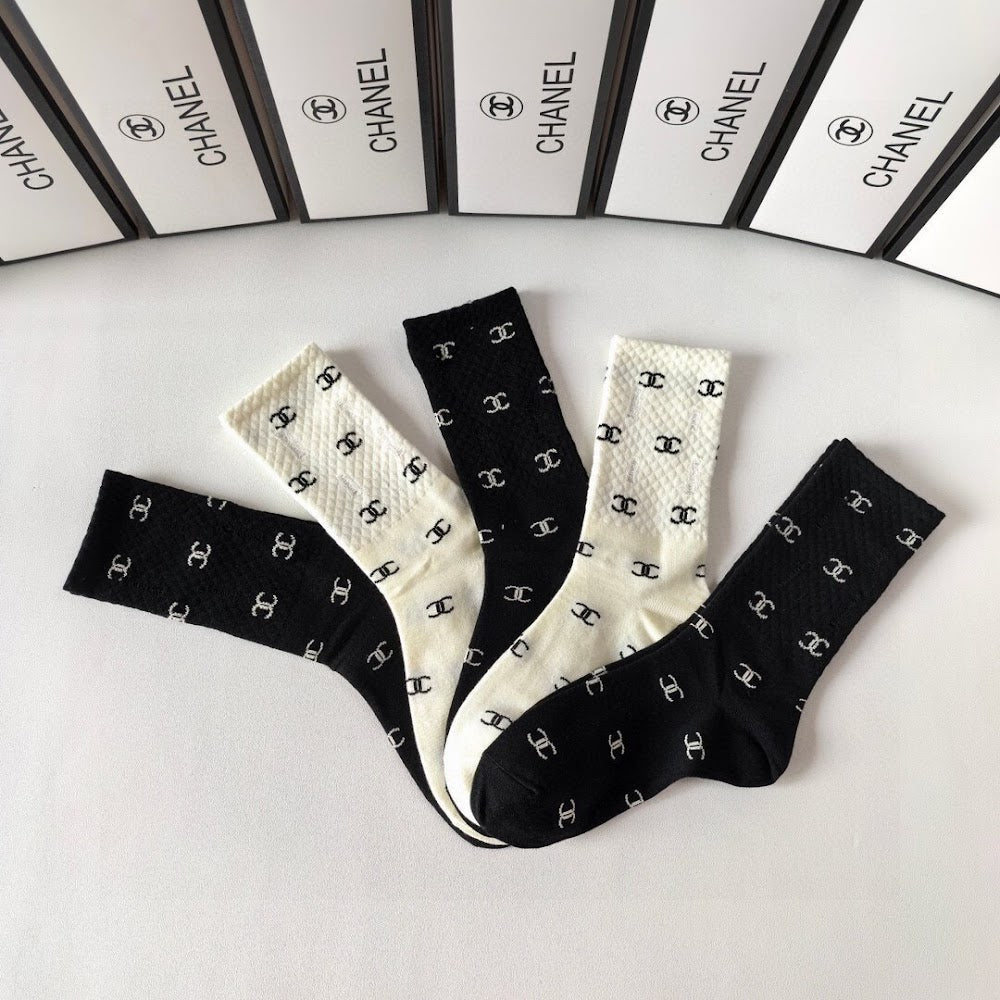 Dragons Bags Premium Luxury Socks --98010