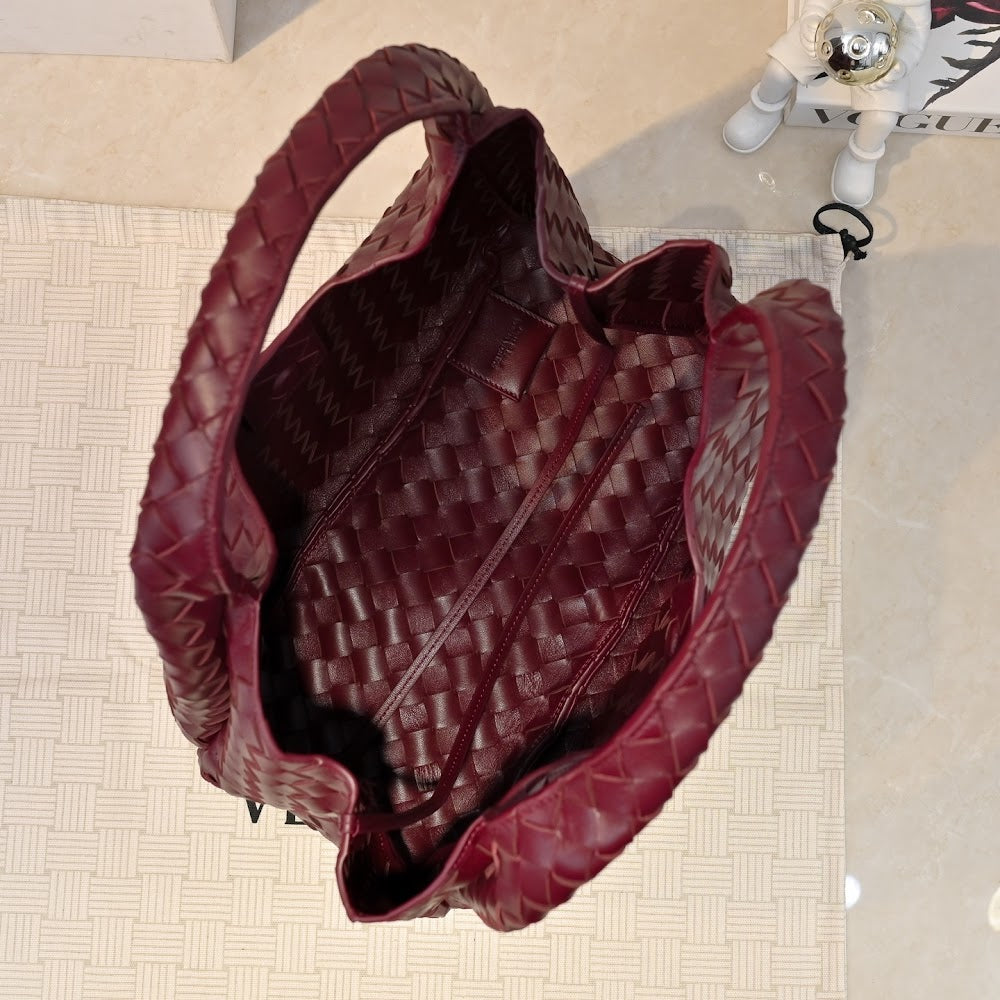 new-luxury-designer-bags-nm10723