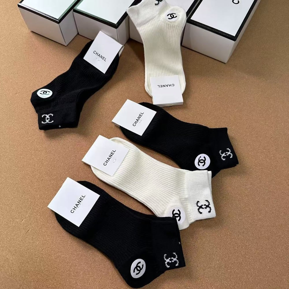 Dragons Bags Premium Luxury Socks --98317