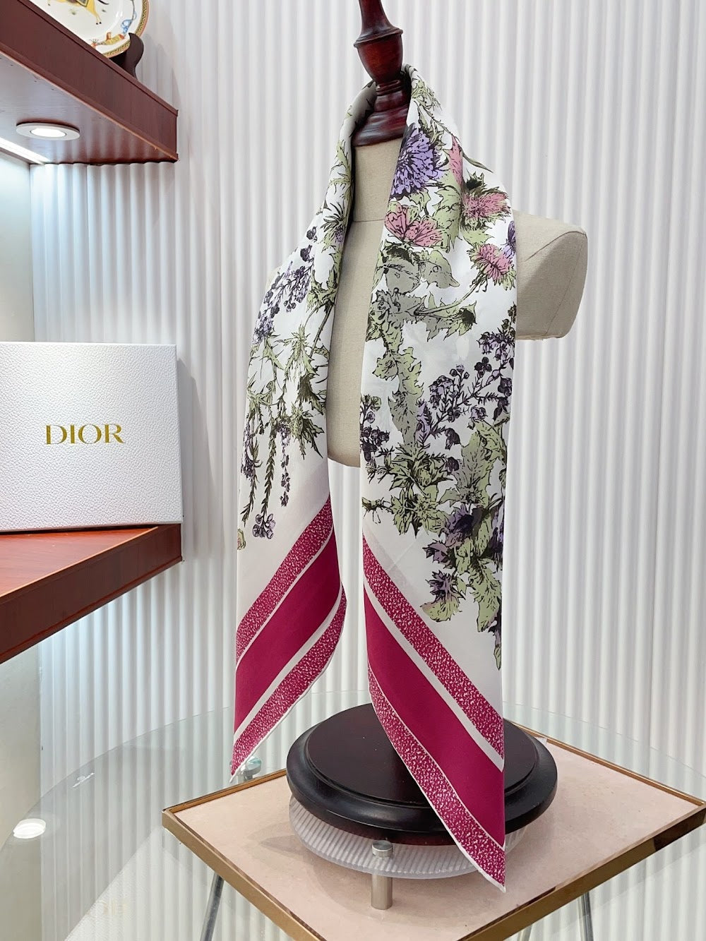 Dragons Bags Premium Designer Scarf --98982