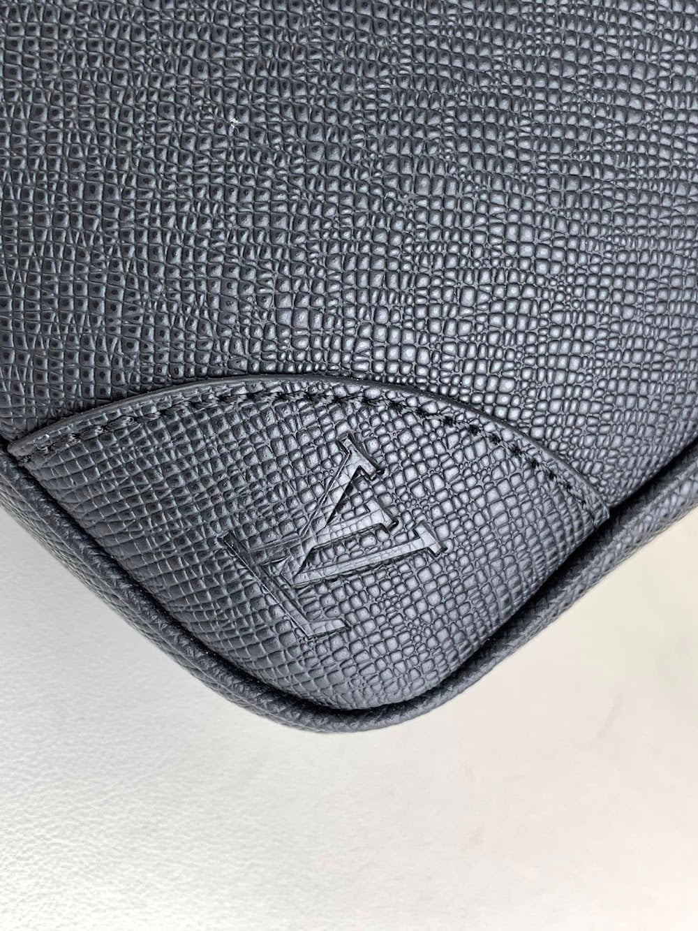 Dragons Bags ln Luxury Bag --61899