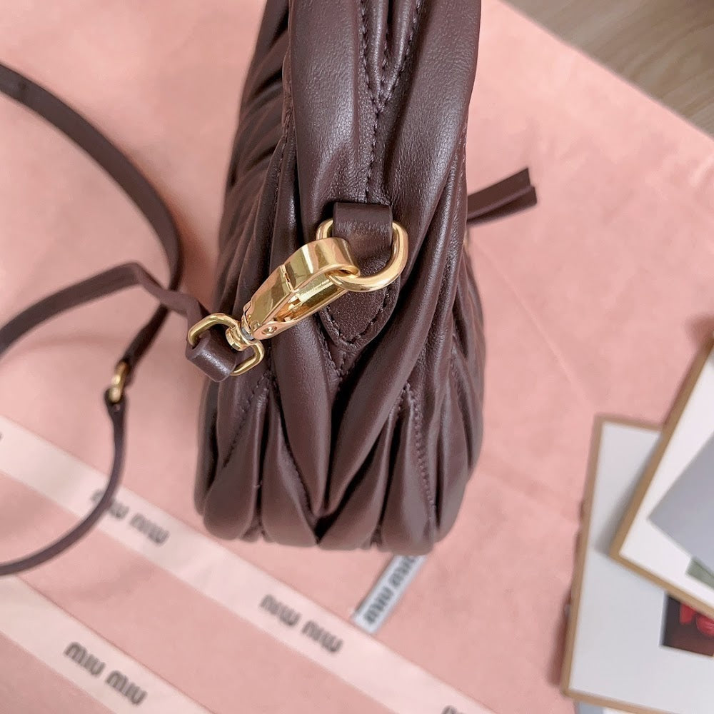 Dragons Bags Miun Miun Luxury Bag --122658