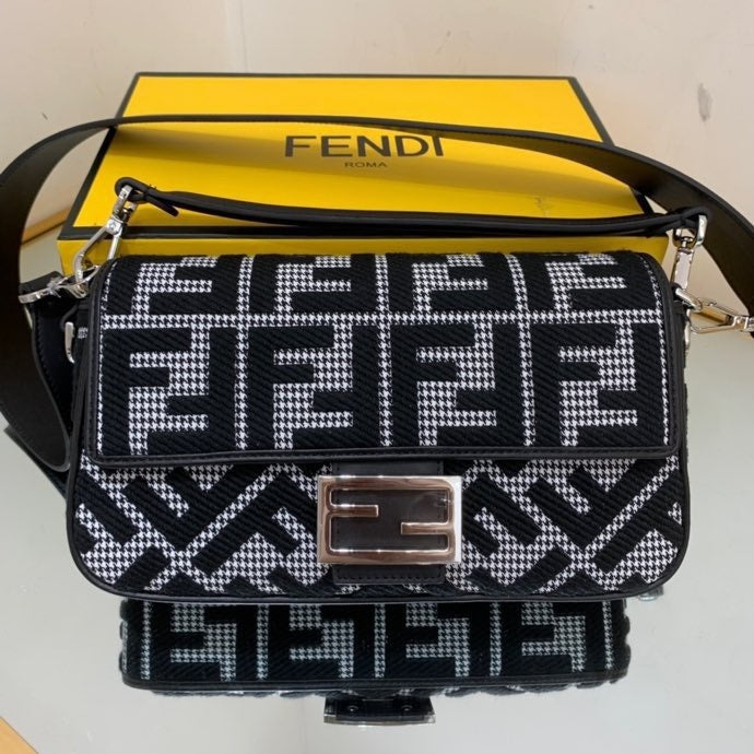 new-designer-premium-bags-nm15710