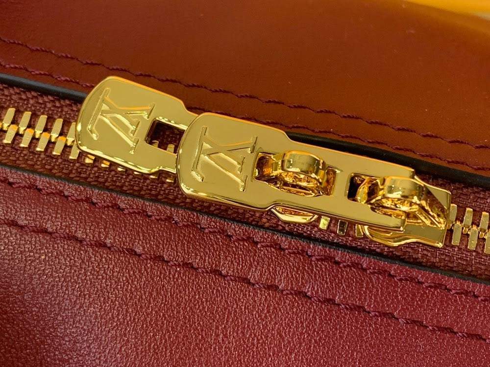 Dragons Bags ln Luxury Bag --62980