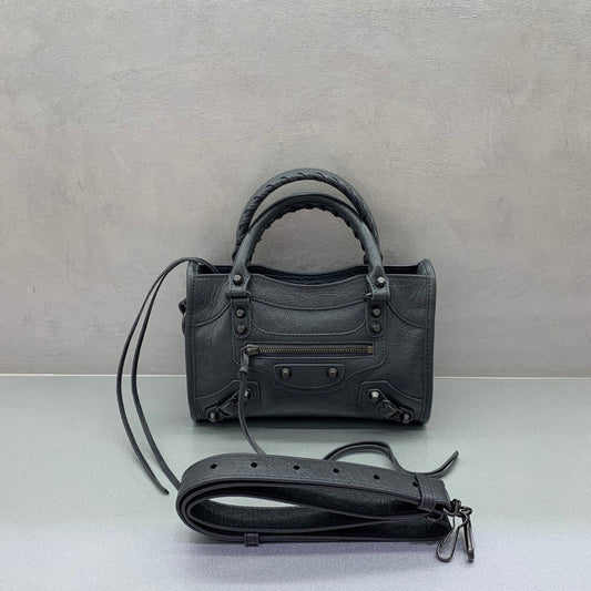 Dragons Bags Balenciaga Luxury Bag --111449