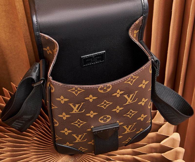 Dragons Bags ln Luxury Bag --70603