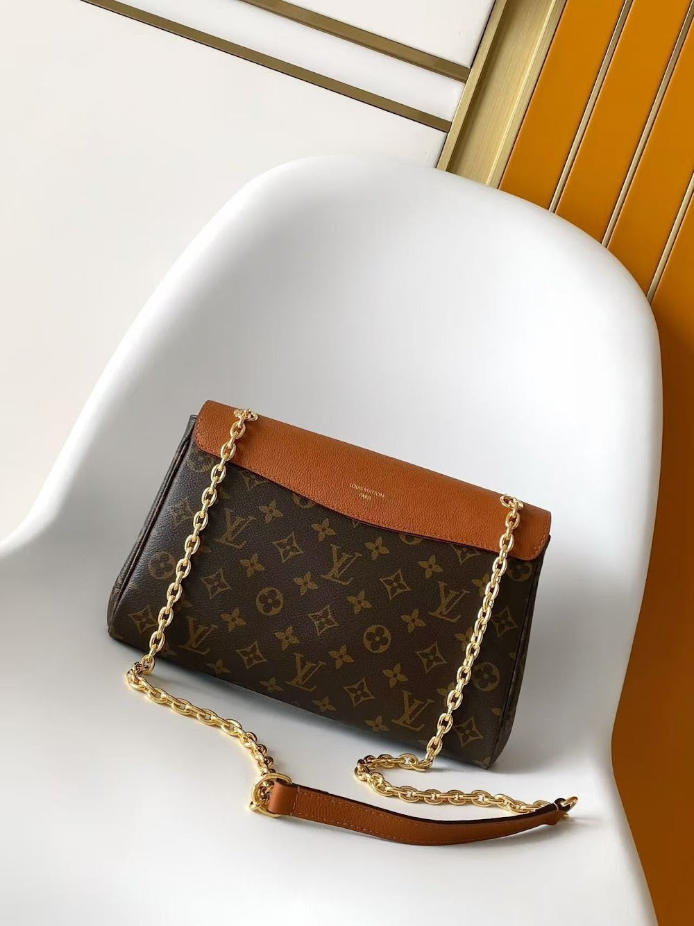 Dragons Bags ln Luxury Bag --81868