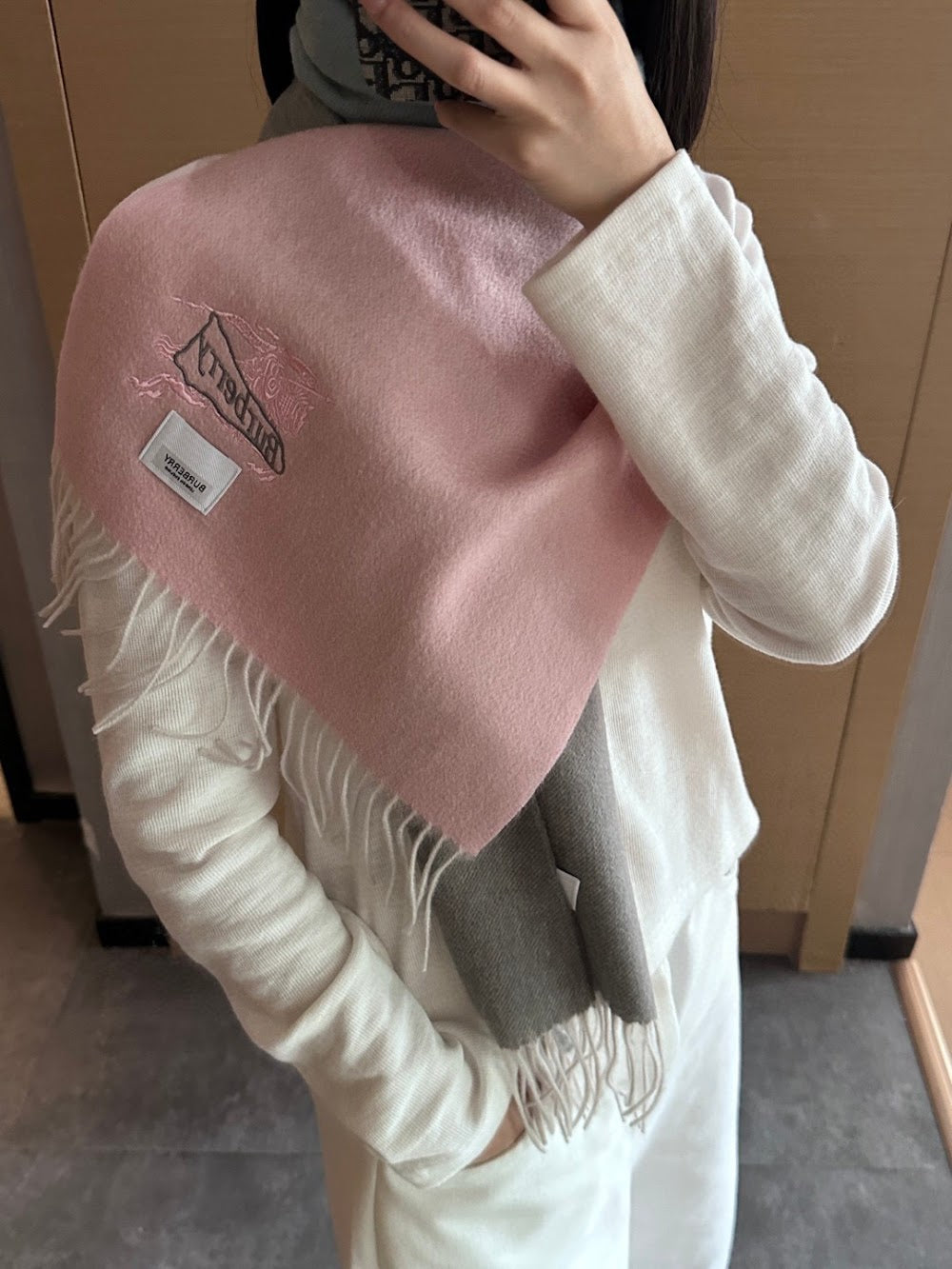 Dragons Bags Premium Designer Scarf --99500