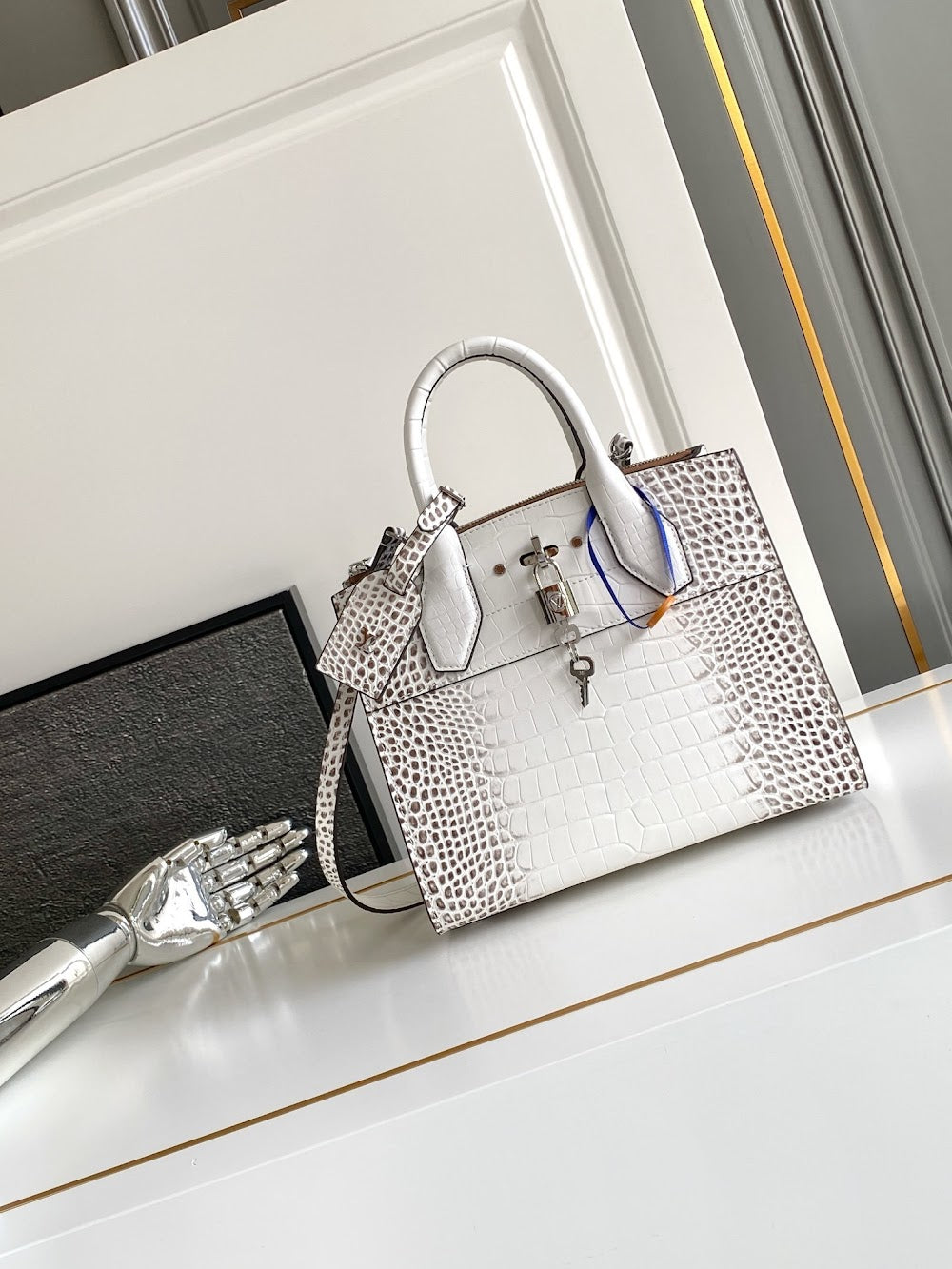 Dragons Bags ln Luxury Bag --96202