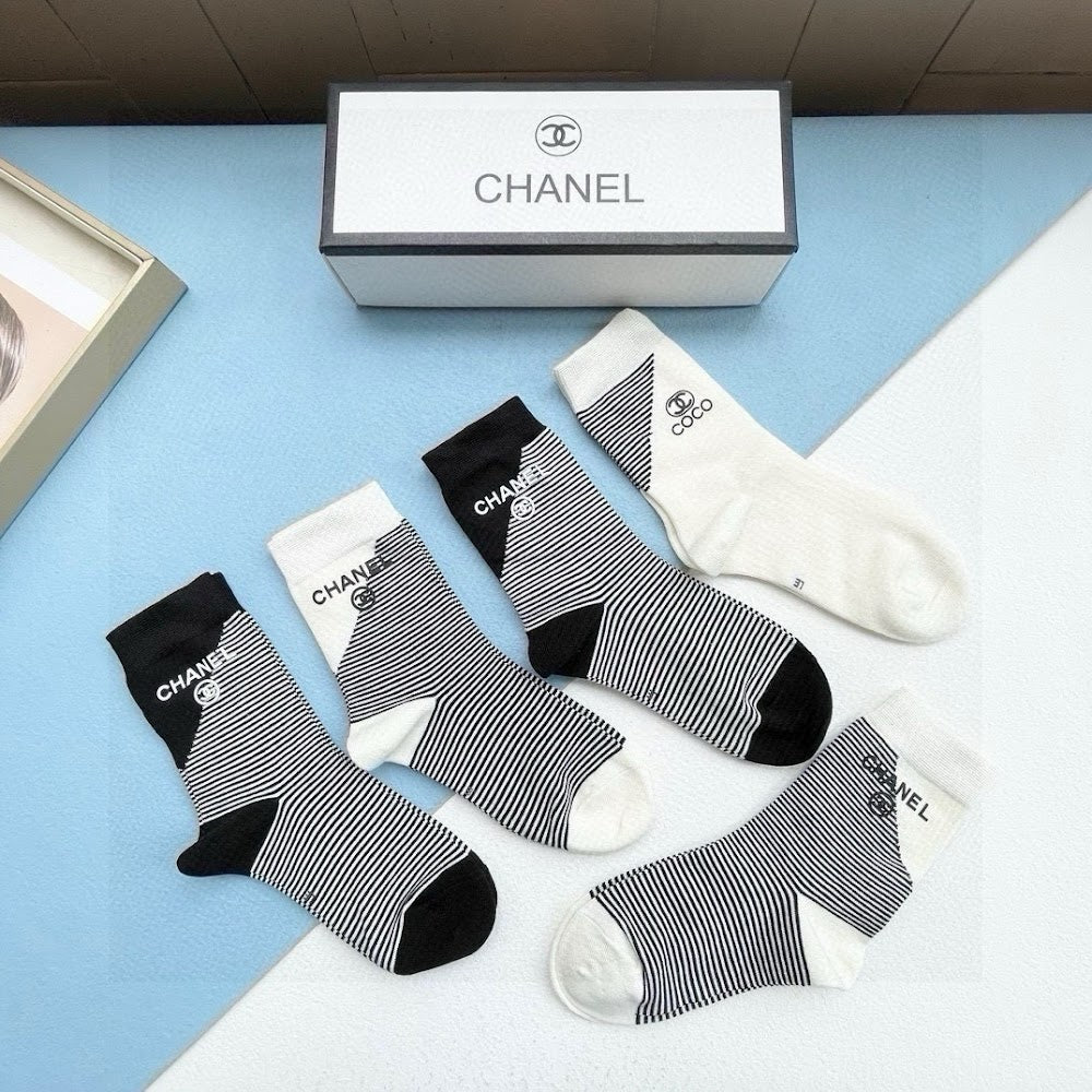 Dragons Bags Premium Luxury Socks --98737