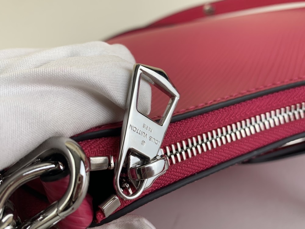 Dragons Bags ln Luxury Bag --67935
