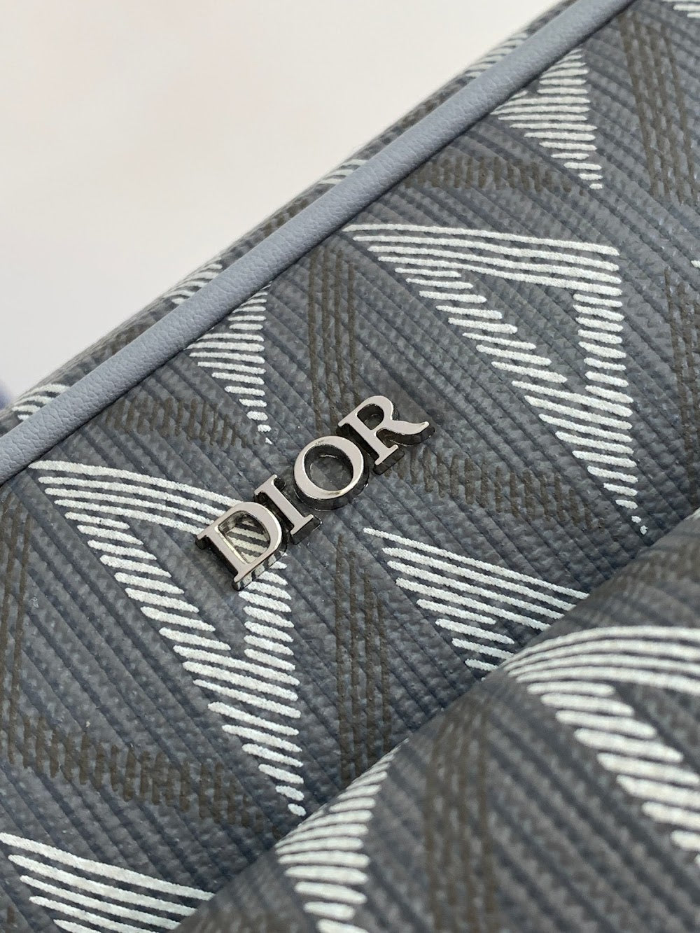 Dragons BagsDiorn Luxury Bag --115185