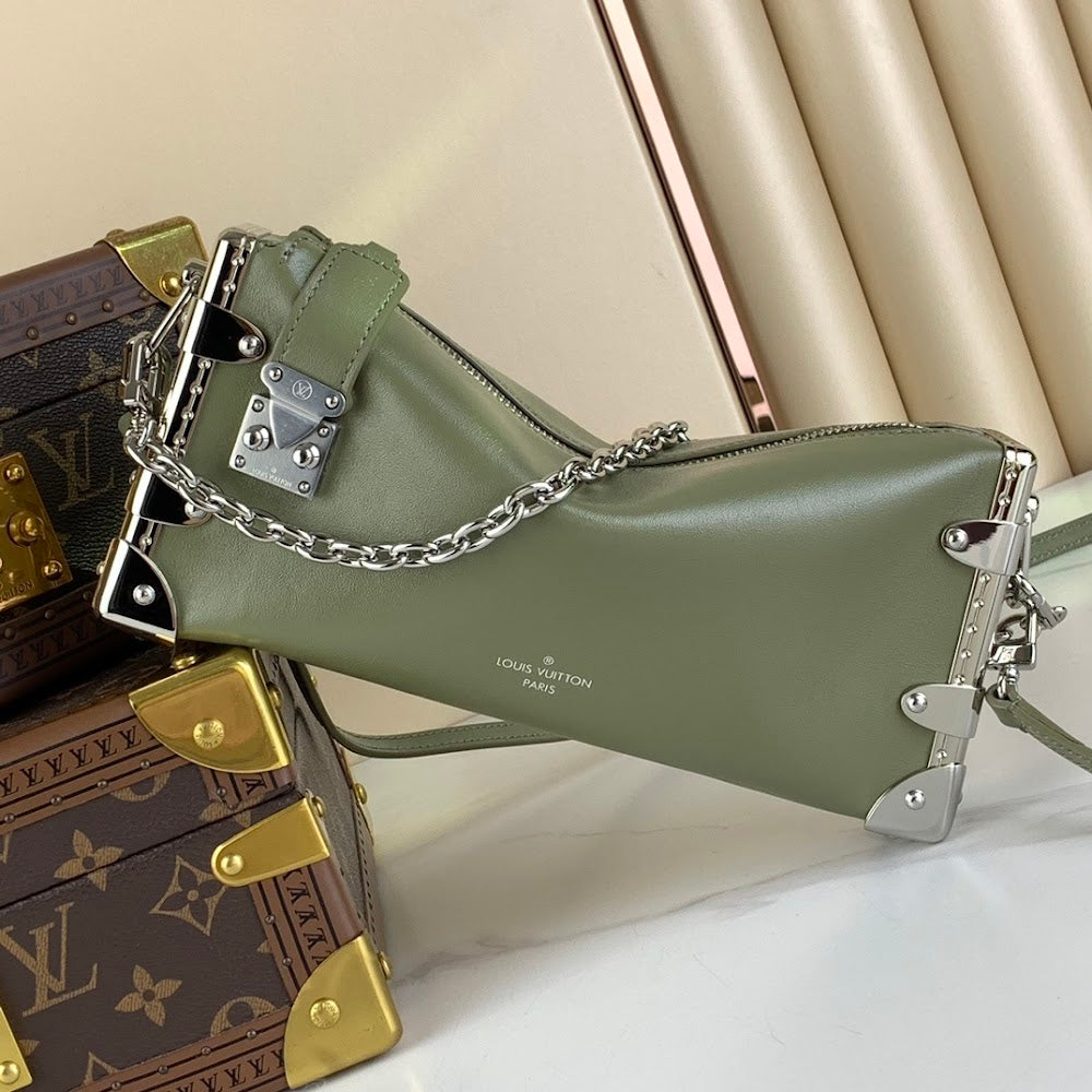 Dragons Bags ln Luxury Bag --62414