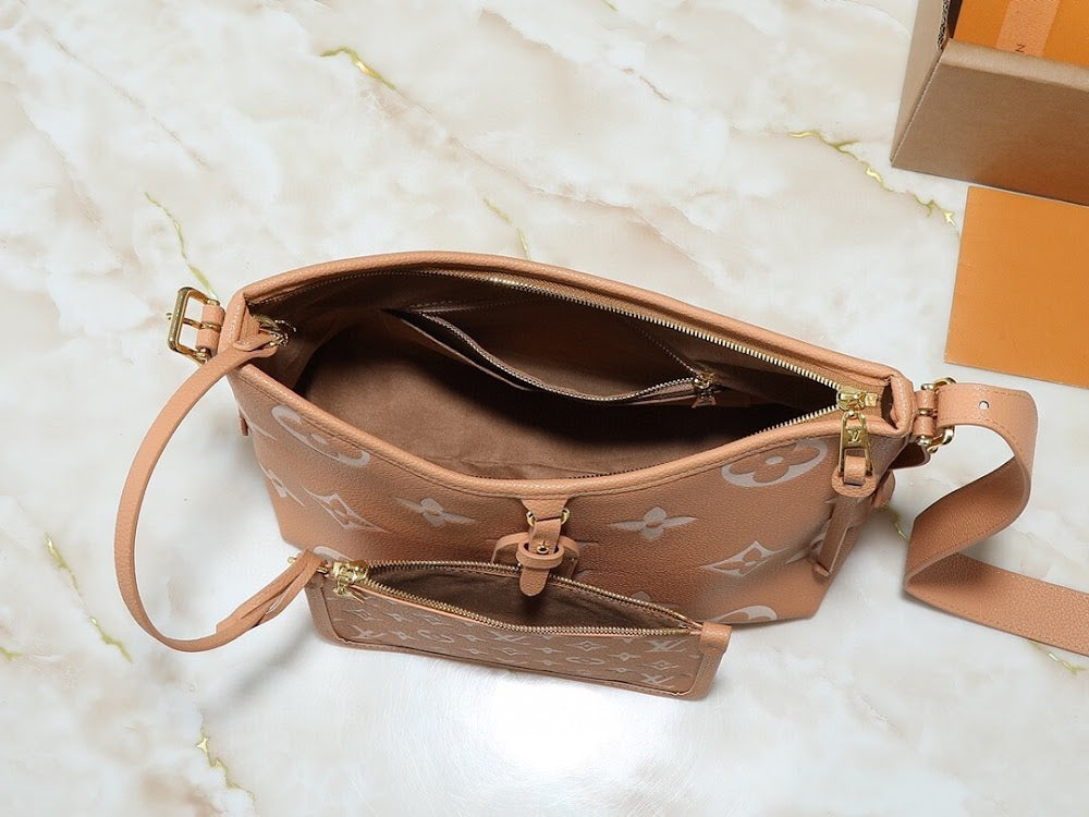 Dragons Bags ln Luxury Bag --77055