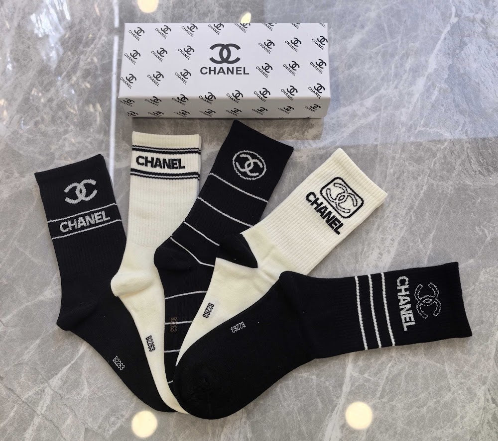 Dragons Bags Premium Luxury Socks --98419
