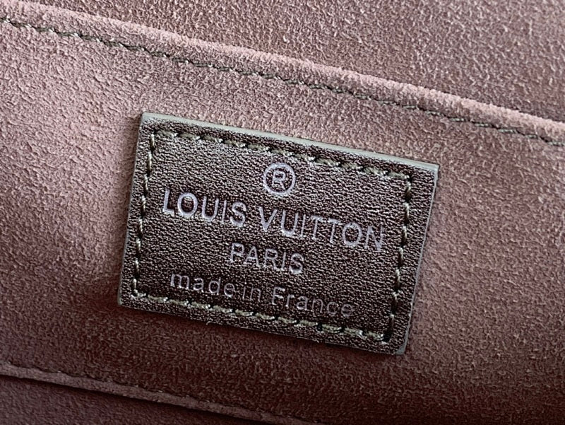 Dragons Bags ln Luxury Bag --61500