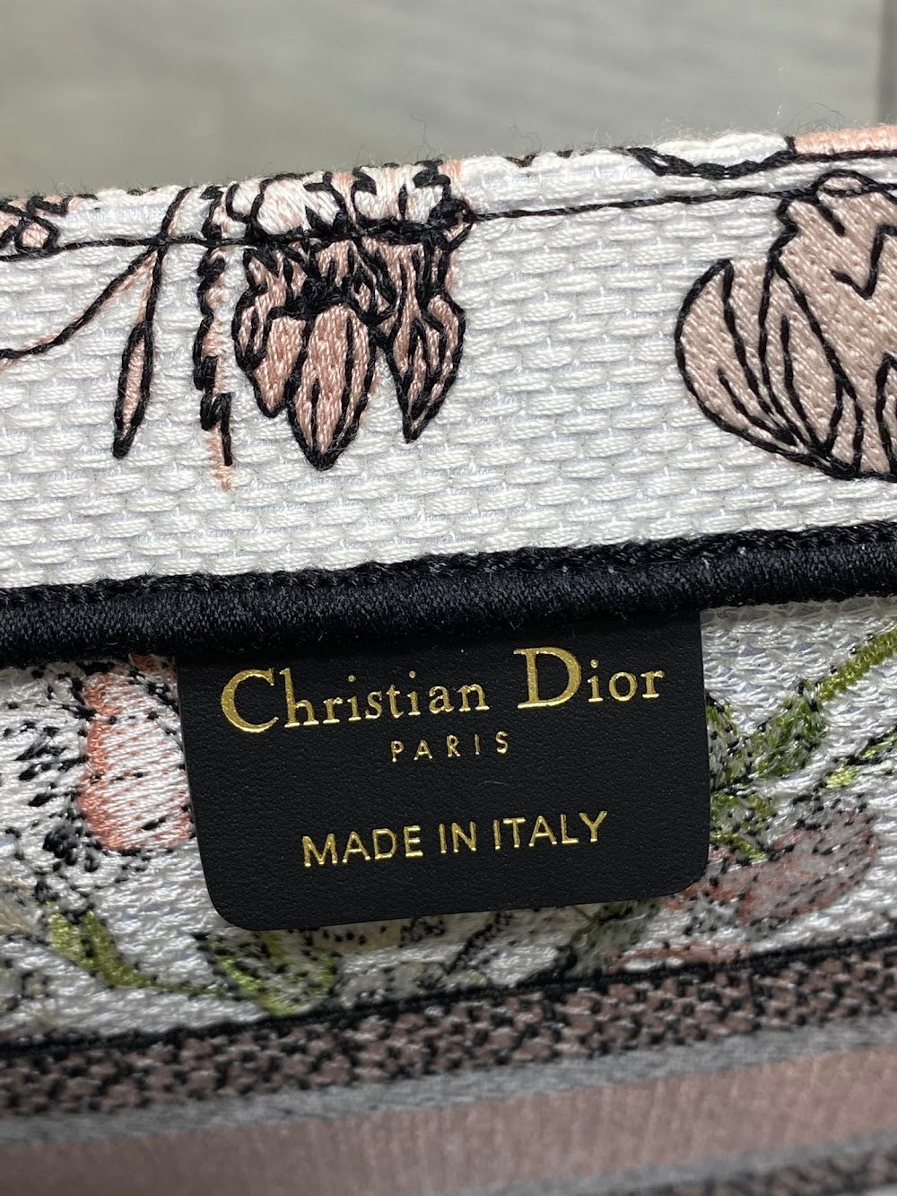 Dragons BagsDiorn Luxury Bag --115447