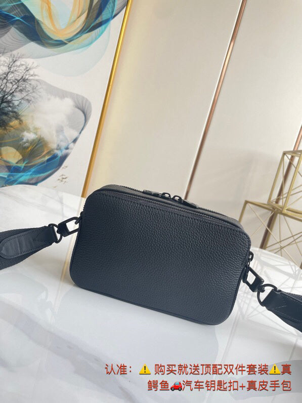 Dragons Bags ln Luxury Bag --70113