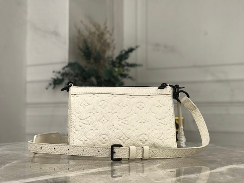 Dragons Bags ln Luxury Bag --60947