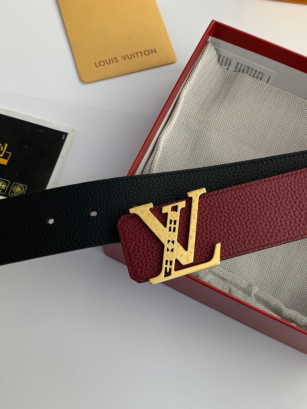 Dragons Bags ln Luxury Belt --101314