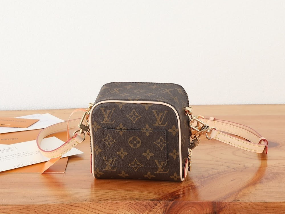 Dragons Bags ln Luxury Bag --97323