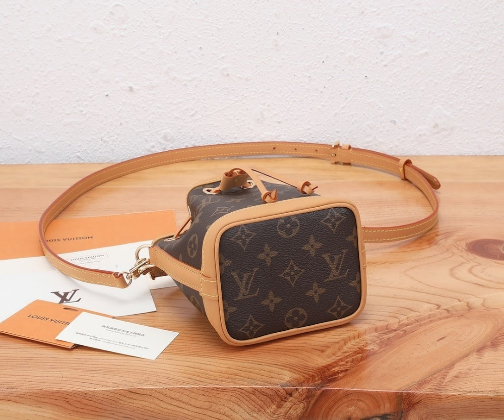 Dragons Bags ln Luxury Bag --97242