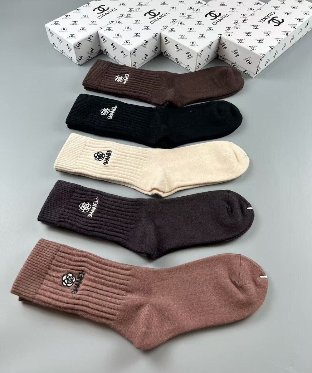 Dragons Bags Premium Luxury Socks --98048
