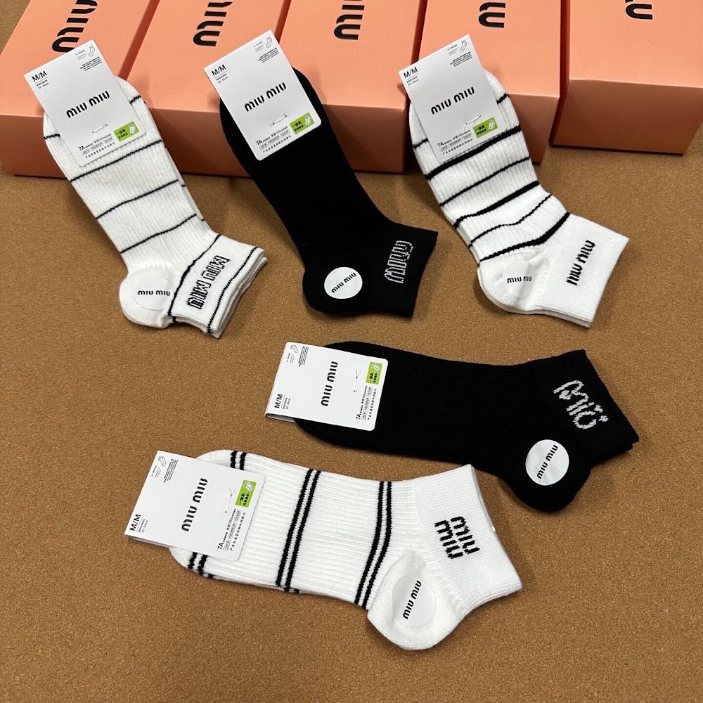 Dragons Bags Premium Luxury Socks --98450