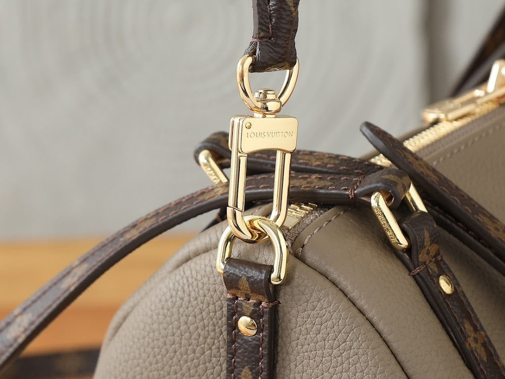 Dragons Bags ln Luxury Bag --97276