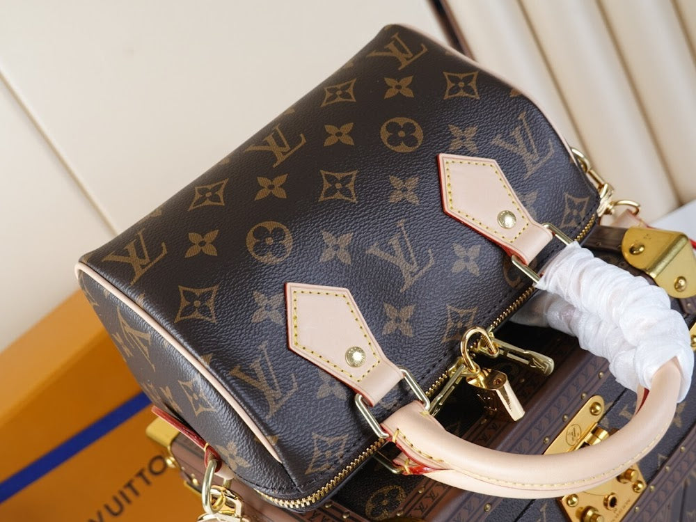 Dragons Bags ln Luxury Bag --60451