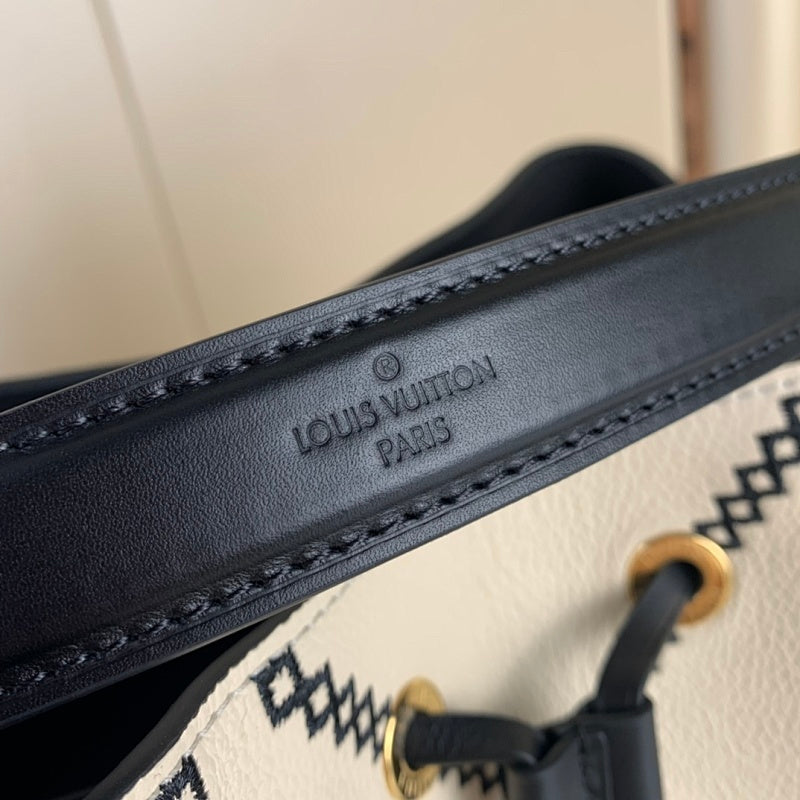 Dragons Bags ln Luxury Bag --67238