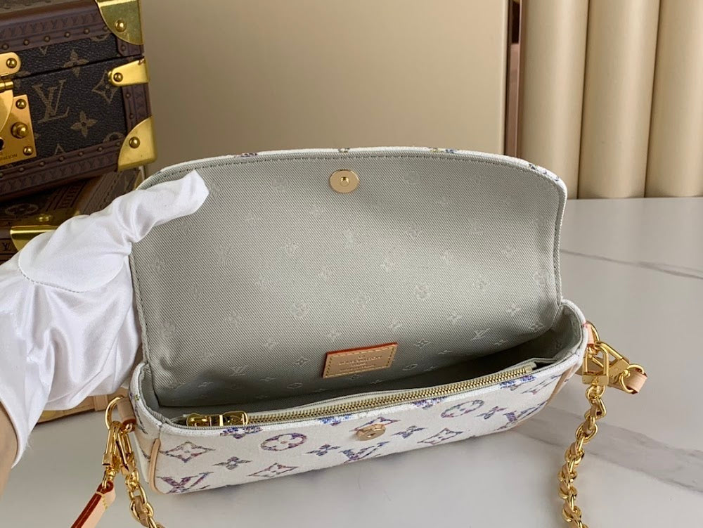 Dragons Bags ln Luxury Bag --69036