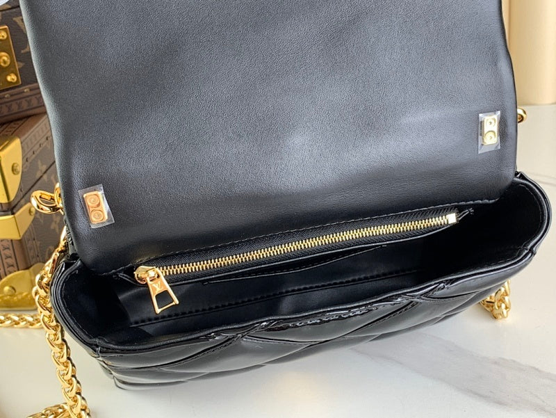 Dragons Bags ln Luxury Bag --62275