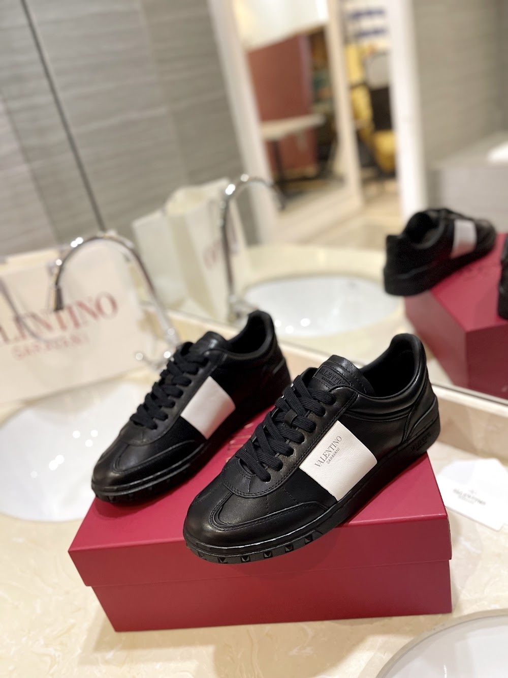 Dragons Bags Valentino Luxury Shoes --52535
