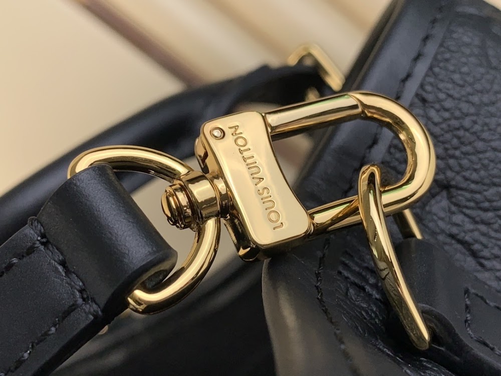 Dragons Bags ln Luxury Bag --69303