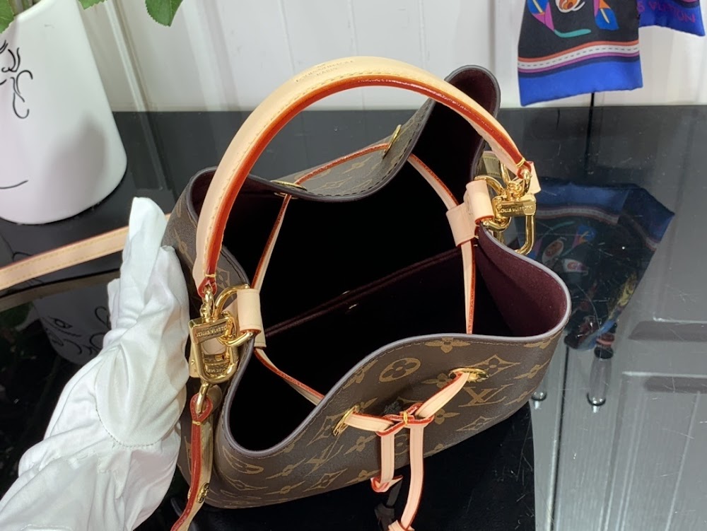 Dragons Bags ln Luxury Bag --96696