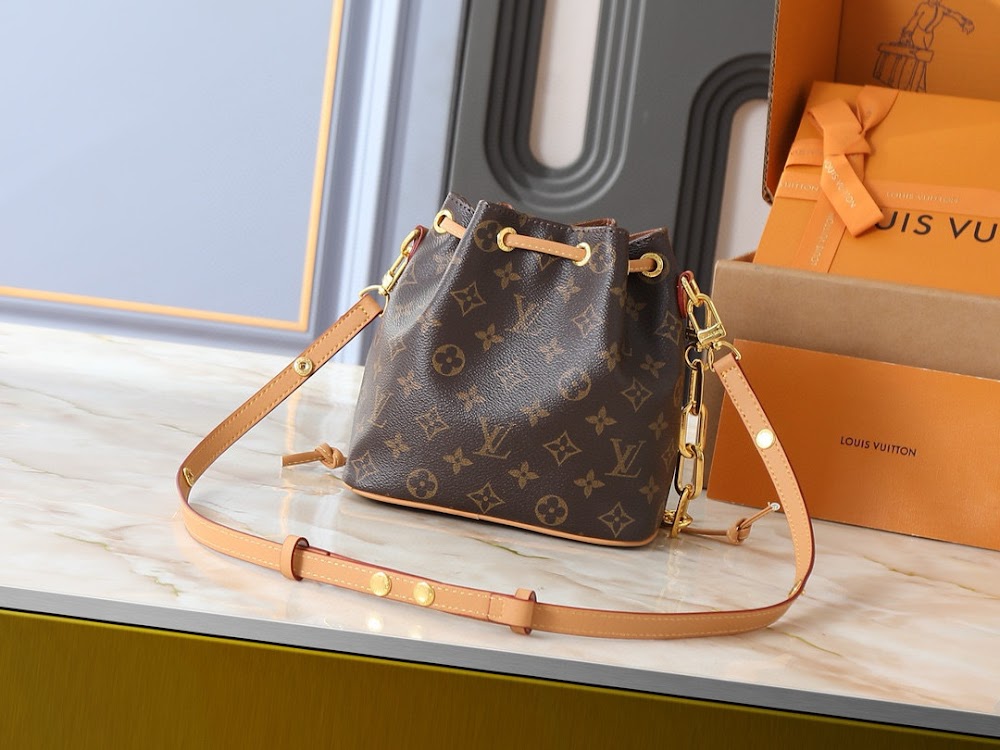 Dragons Bags ln Luxury Bag --81844