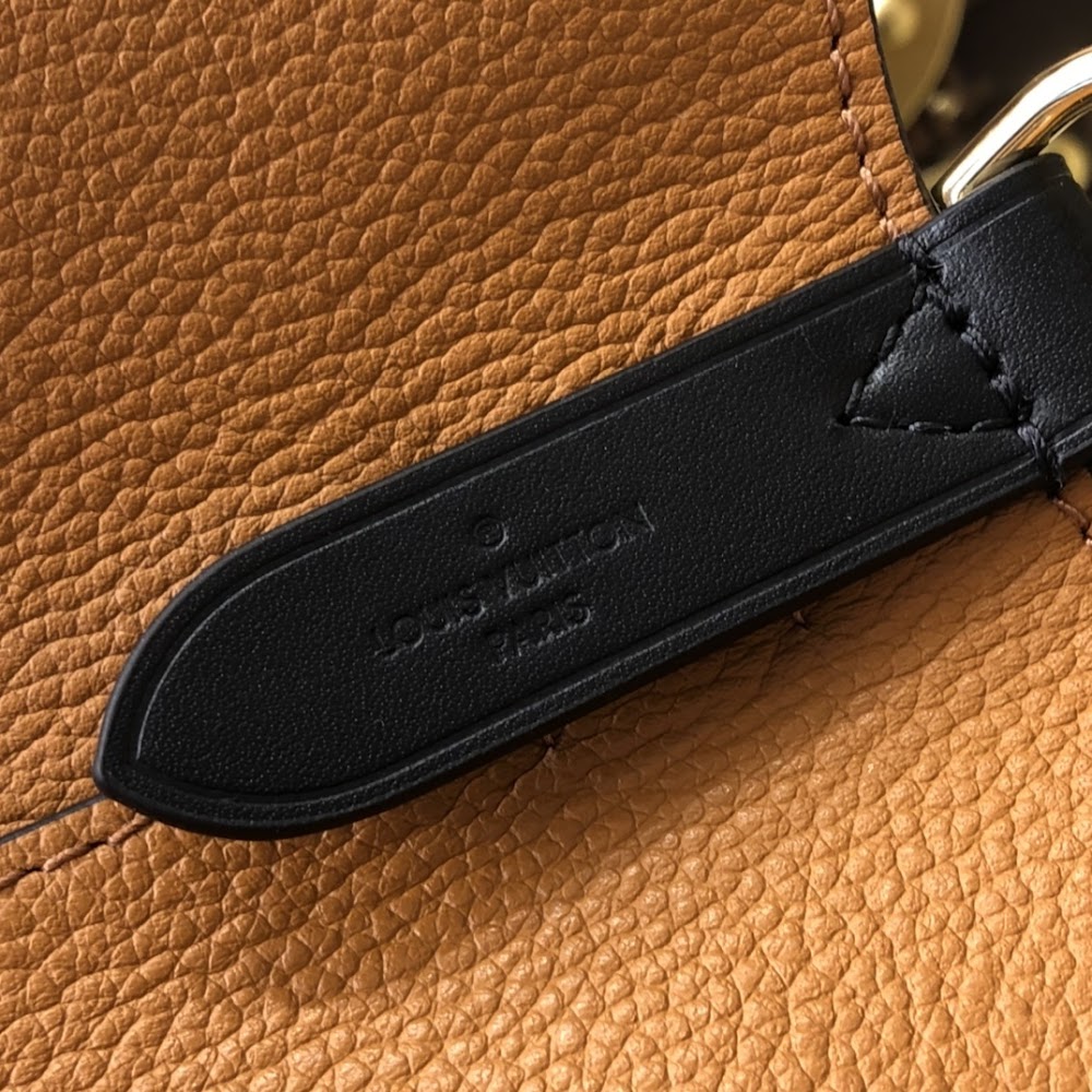 Dragons Bags ln Luxury Bag --58175
