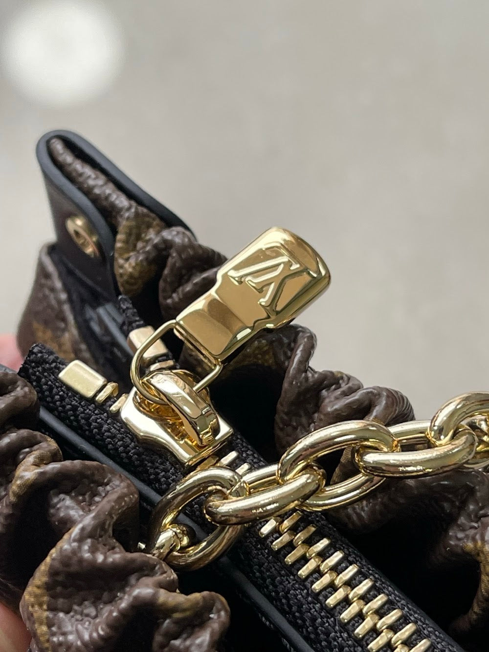Dragons Bags ln Luxury Bag --95865
