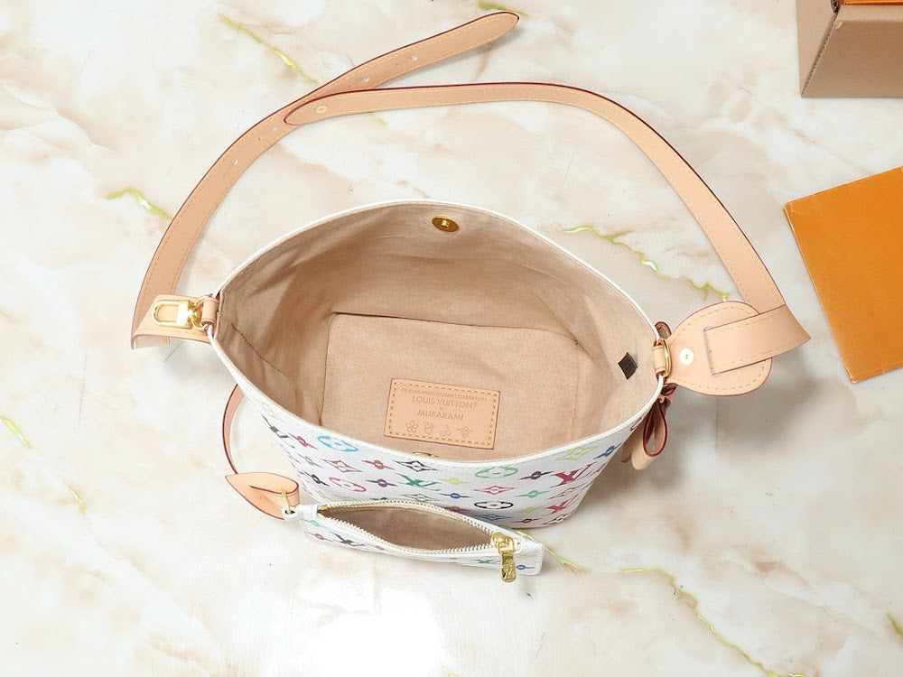Dragons Bags ln Luxury Bag --81594