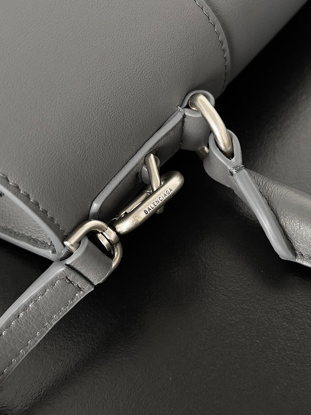 Dragons Bags Balenciaga Luxury Bag --111572