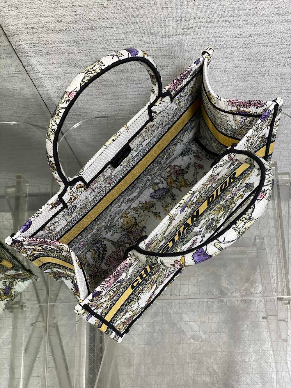 new-designer-premium-bags-nm16601