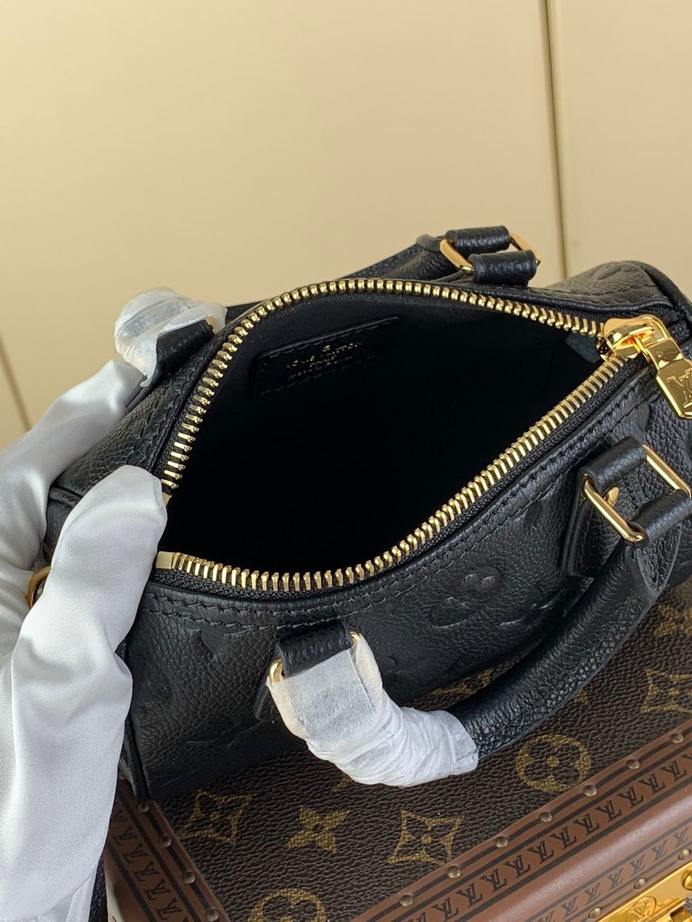 Dragons Bags ln Luxury Bag --68310